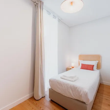 Mary Orange - No 236 Rc E - Elegant Two-bedroom Urban Retreat 아파트